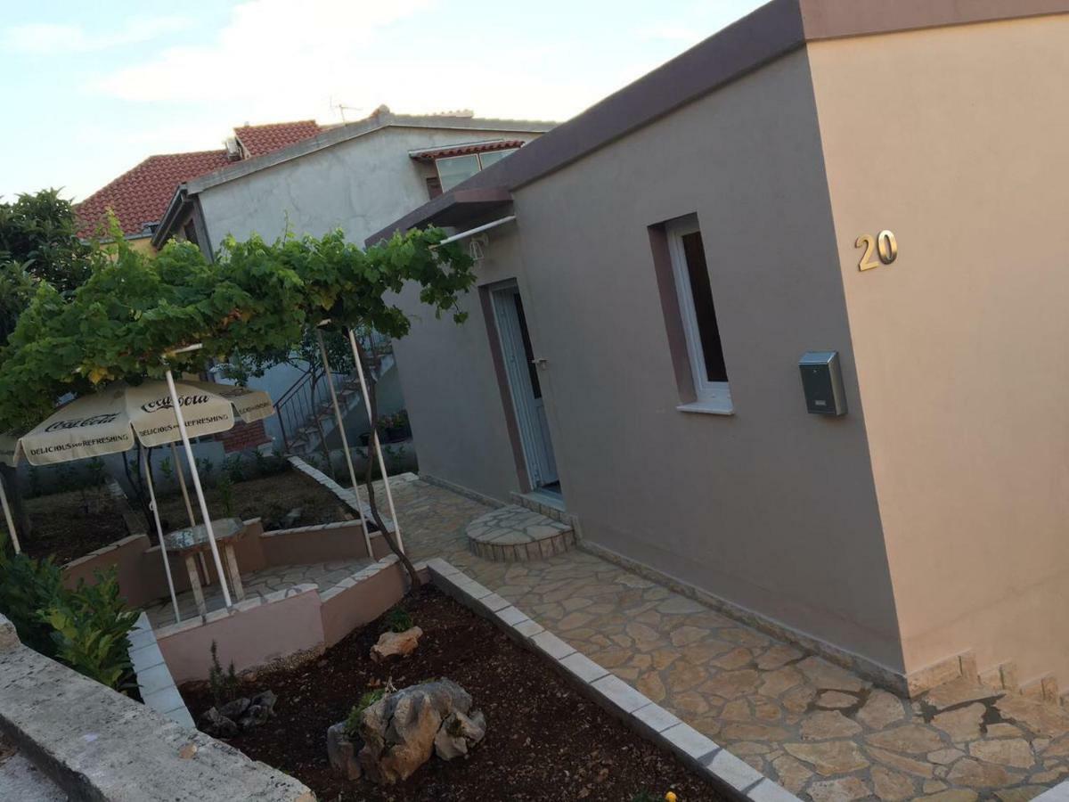 Apartman Ana Trogir Exterior photo